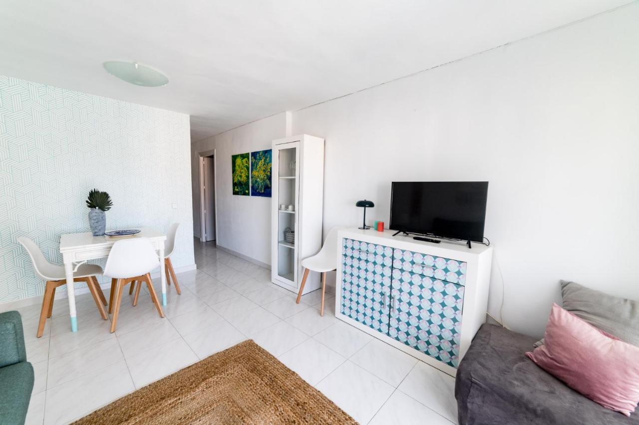 Moonkey - Apto Paris Con Piscina Y Parking Apartment Benidorm Exterior photo
