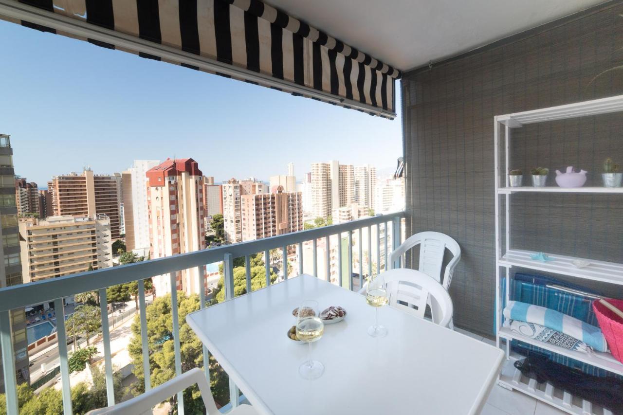 Moonkey - Apto Paris Con Piscina Y Parking Apartment Benidorm Exterior photo